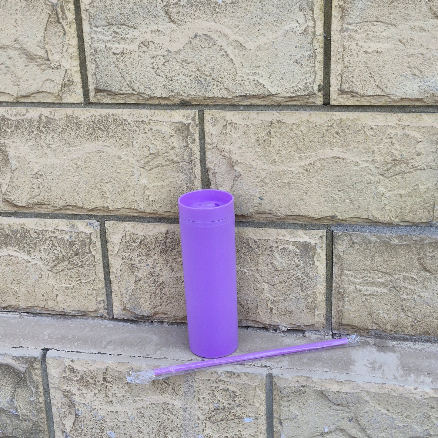 Acrylic Sipper - Double Wall BPA FREE (2 FREE Matching Straws)
