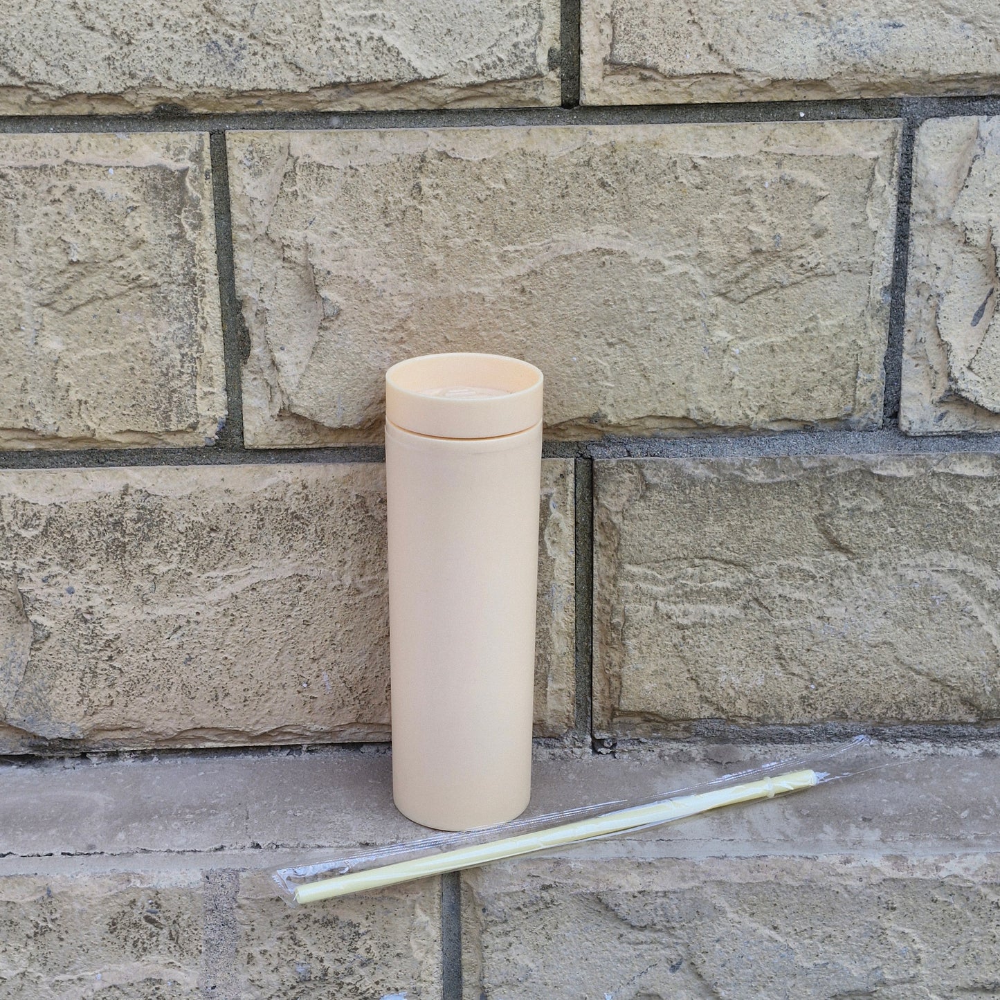 Acrylic Sipper - Double Wall BPA FREE (2 FREE Matching Straws)