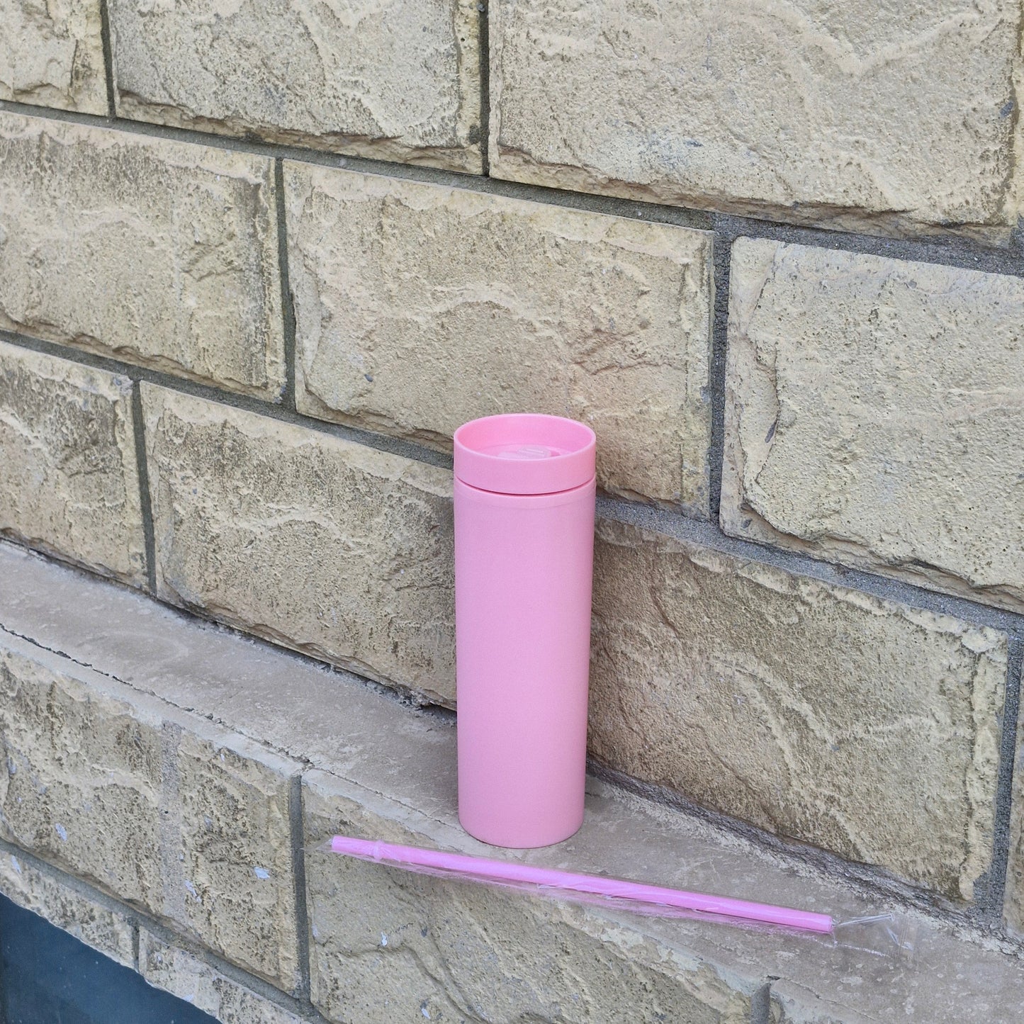 Acrylic Sipper - Double Wall BPA FREE (2 FREE Matching Straws)