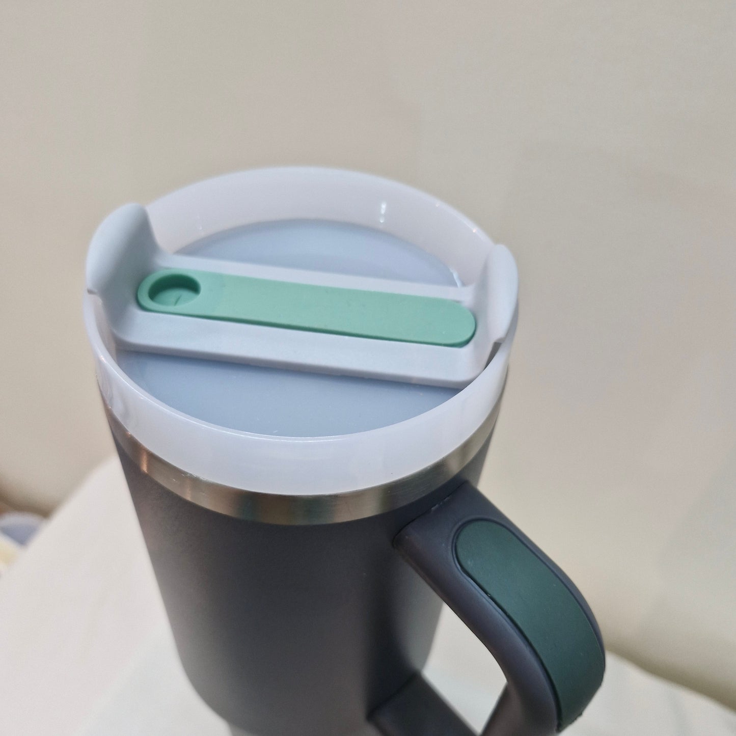 Stainless Steel Quencher Tumbler 40oz with straw