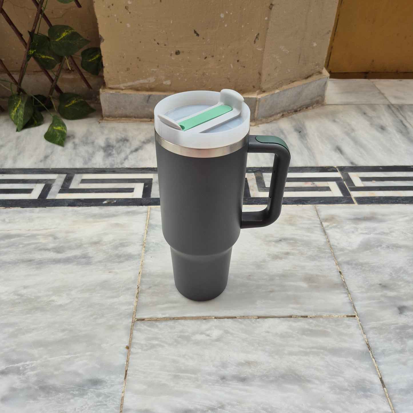Stainless Steel Quencher Tumbler 40oz with straw