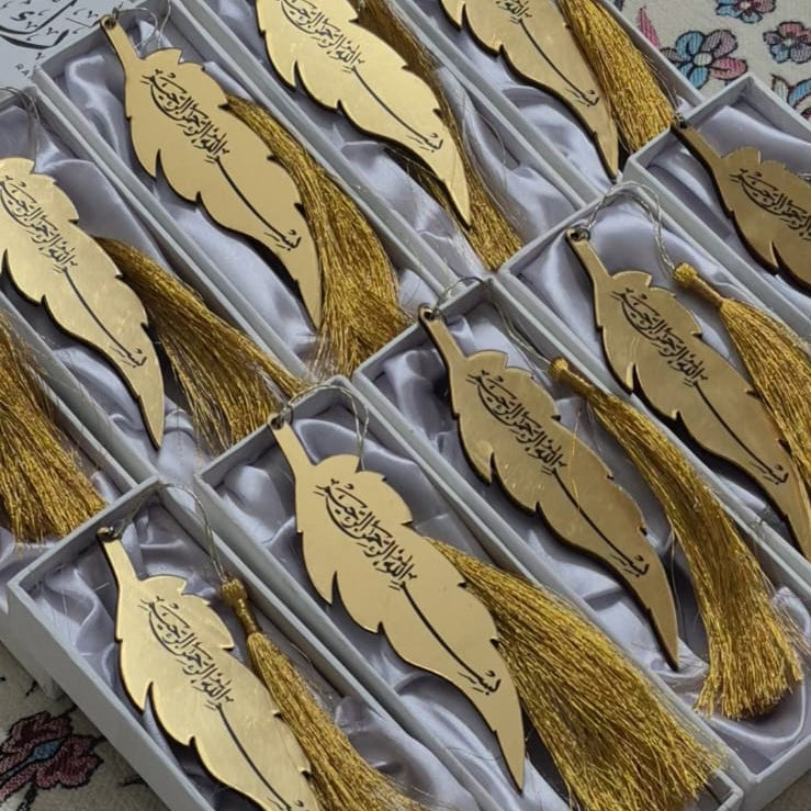 Premium Acrylic Quran Bookmark with Ramadan Mubarak Gift Box