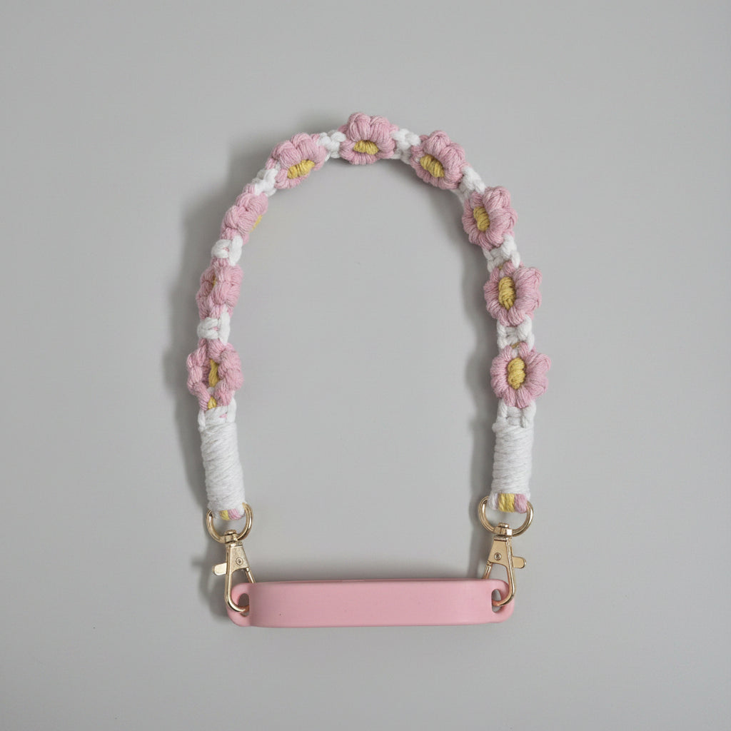 Tumbler Hanging Hand Made Daisy Flower (fits all size tumbler)