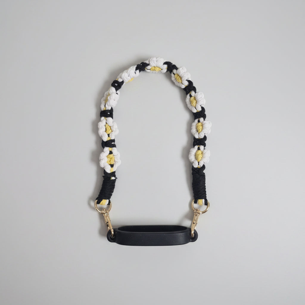 Tumbler Hanging Hand Made Daisy Flower (fits all size tumbler)